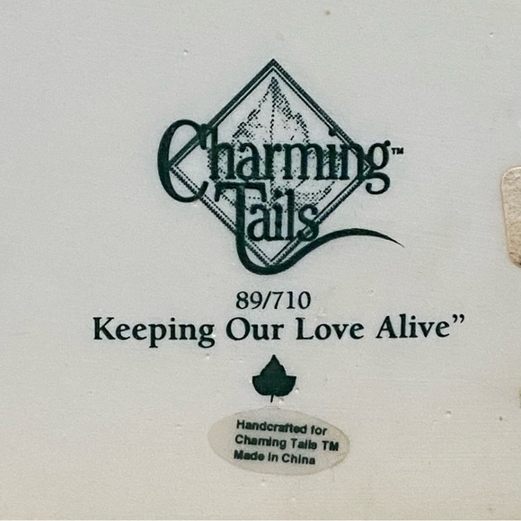 Vintage Fitz Floyd Charming Tails “Keeping Our Love Alive” Ceramic Mice Figurine - Picture 15 of 15